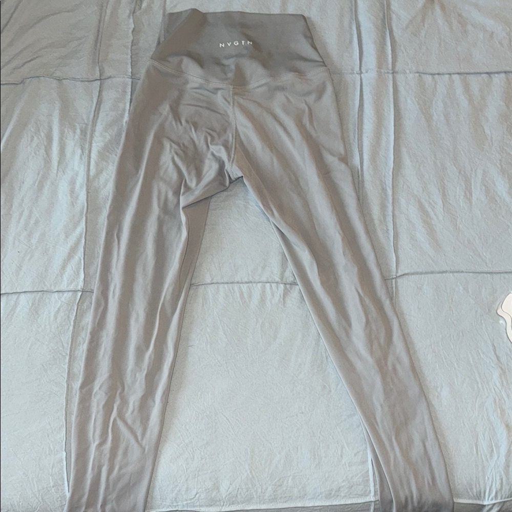 Light Grey Solid Seamless Leggings - image 1